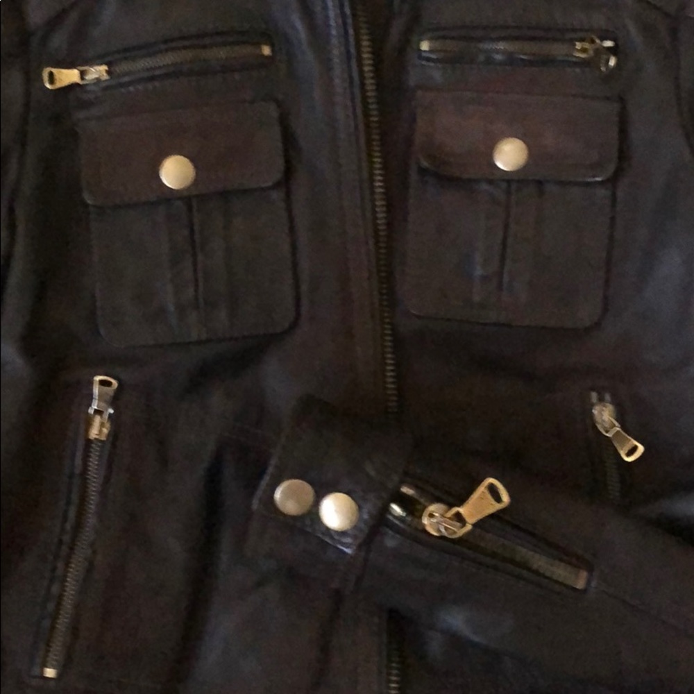 Dolce Gabana distressed leather cropped jacket EUC - Picture 5 of 6